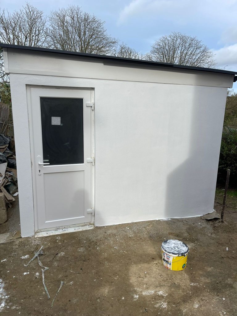 Summerhouse in Northolt UB5